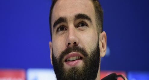 كارباخال يعود للتدريبات وبيكيه يتدرب بشكل طبيعي